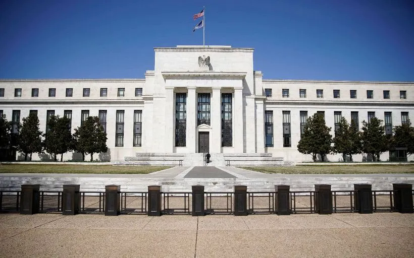 Fed nhiều khả năng giữ nguyên lãi suất, bất chấp áp lực từ Tổng thống Trump- Ảnh 1.