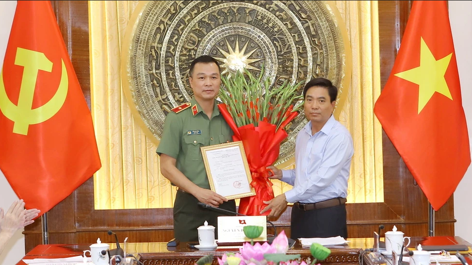 Ban Bí thư Trung ương Đảng chỉ định nhân sự ở 3 tỉnh- Ảnh 2. Ban Bí thư Trung ương Đảng chỉ định nhân sự ở 3 tỉnh- Ảnh 2.