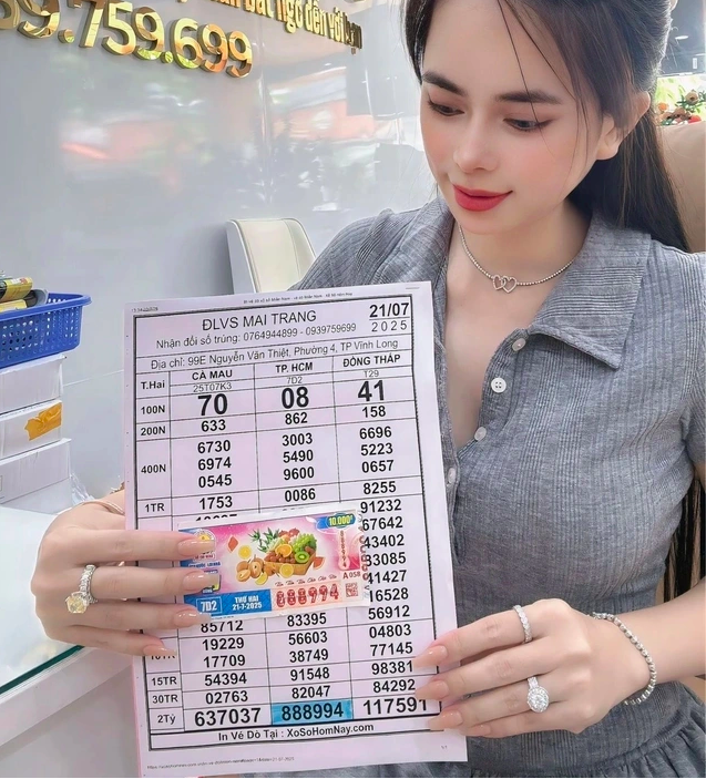 Tra kết quả ngày 21/7, nam công nhân tìm đến đại lý vé số sau 5 ngày: Đưa ra quyết định quan trọng- Ảnh 1. Tra kết quả ngày 21/7, nam công nhân tìm đến đại lý vé số sau 5 ngày: Đưa ra quyết định quan trọng- Ảnh 1.