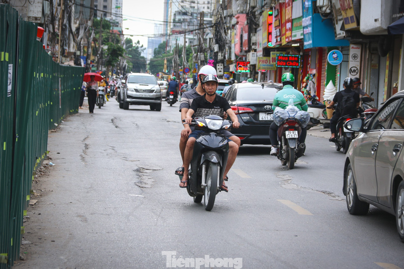 Lùi thời hạn hoàn thành dự án mở rộng đường Nguyễn Tuân- Ảnh 10.