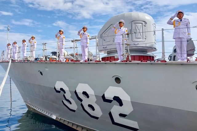 Tàu ngầm Kilo Việt Nam có biệt danh "hố đen trong lòng đại dương" sắp tham gia một nhiệm vụ đặc biệt- Ảnh 1. Tàu ngầm Kilo Việt Nam có biệt danh "hố đen trong lòng đại dương" sắp tham gia một nhiệm vụ đặc biệt- Ảnh 1.