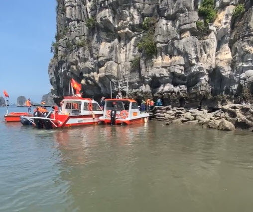 Hiện trường nơi phát hiện thi thể người cha mất tích sau khi cùng con trai đi tắm biển ở Quảng Ninh- Ảnh 1. Hiện trường nơi phát hiện thi thể người cha mất tích sau khi cùng con trai đi tắm biển ở Quảng Ninh- Ảnh 1.