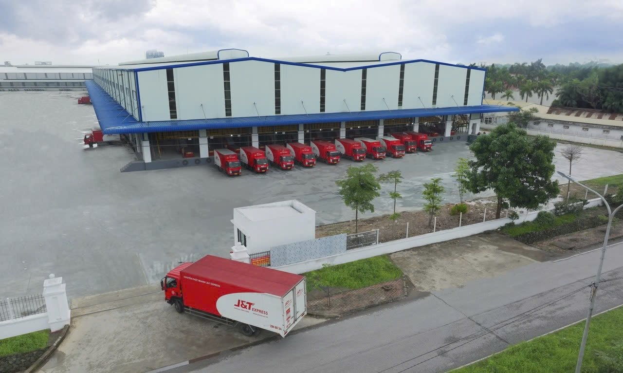 J&T Express kỷ niệm 7 năm “Giao đúng giờ - Nhận chu toàn'- Ảnh 2.