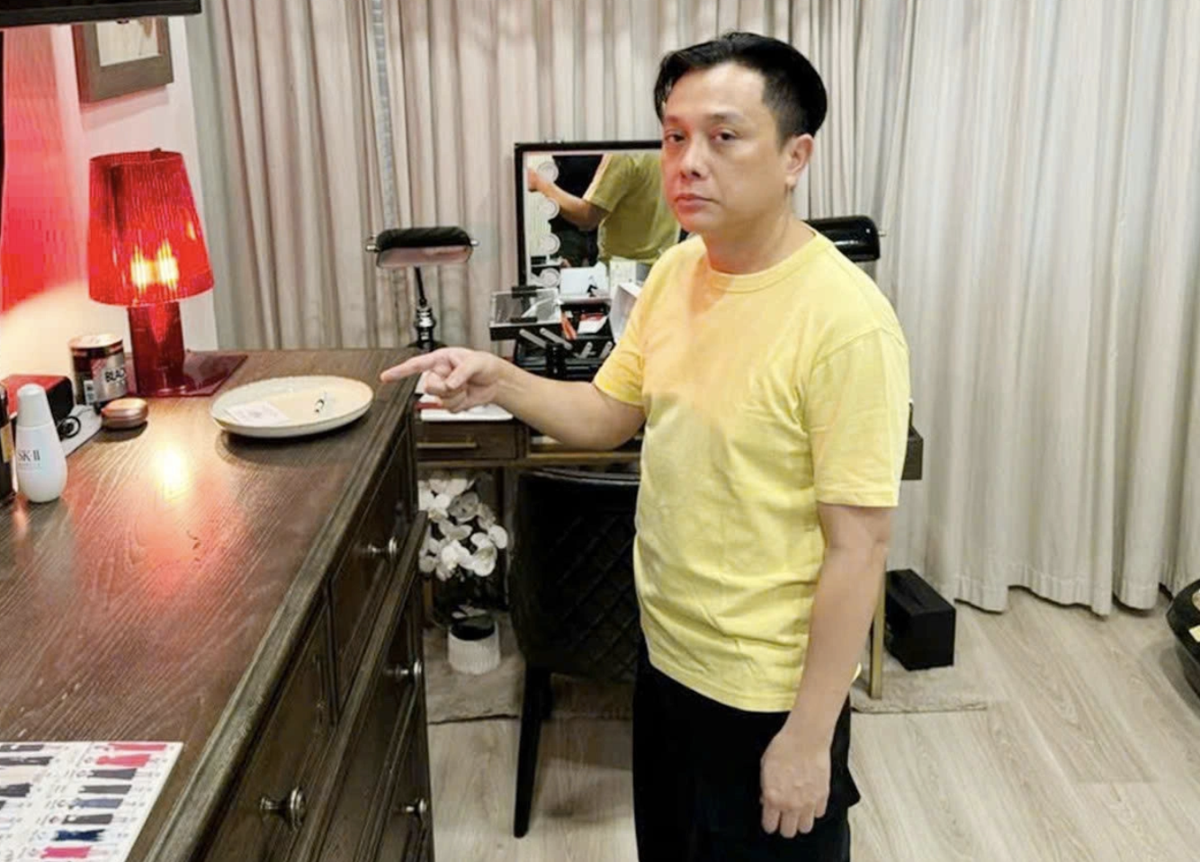 Công an TP HCM bắt nhà thiết kế Nguyễn Công Trí- Ảnh 2. Công an TP HCM bắt nhà thiết kế Nguyễn Công Trí- Ảnh 2.