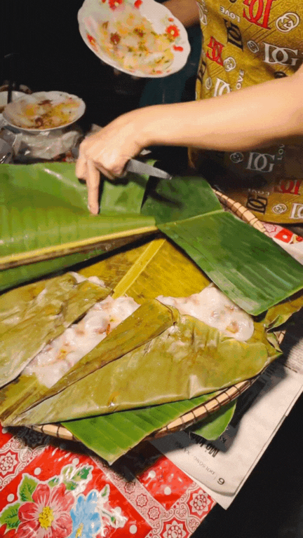 Quán bánh ướt 35 năm tuổi bên ngoài nhìn xập xệ nhưng lại ngon và rẻ không đâu bằng, đi Huế mấy lần mới biết- Ảnh 13. Quán bánh ướt 35 năm tuổi bên ngoài nhìn xập xệ nhưng lại ngon và rẻ không đâu bằng, đi Huế mấy lần mới biết- Ảnh 13.