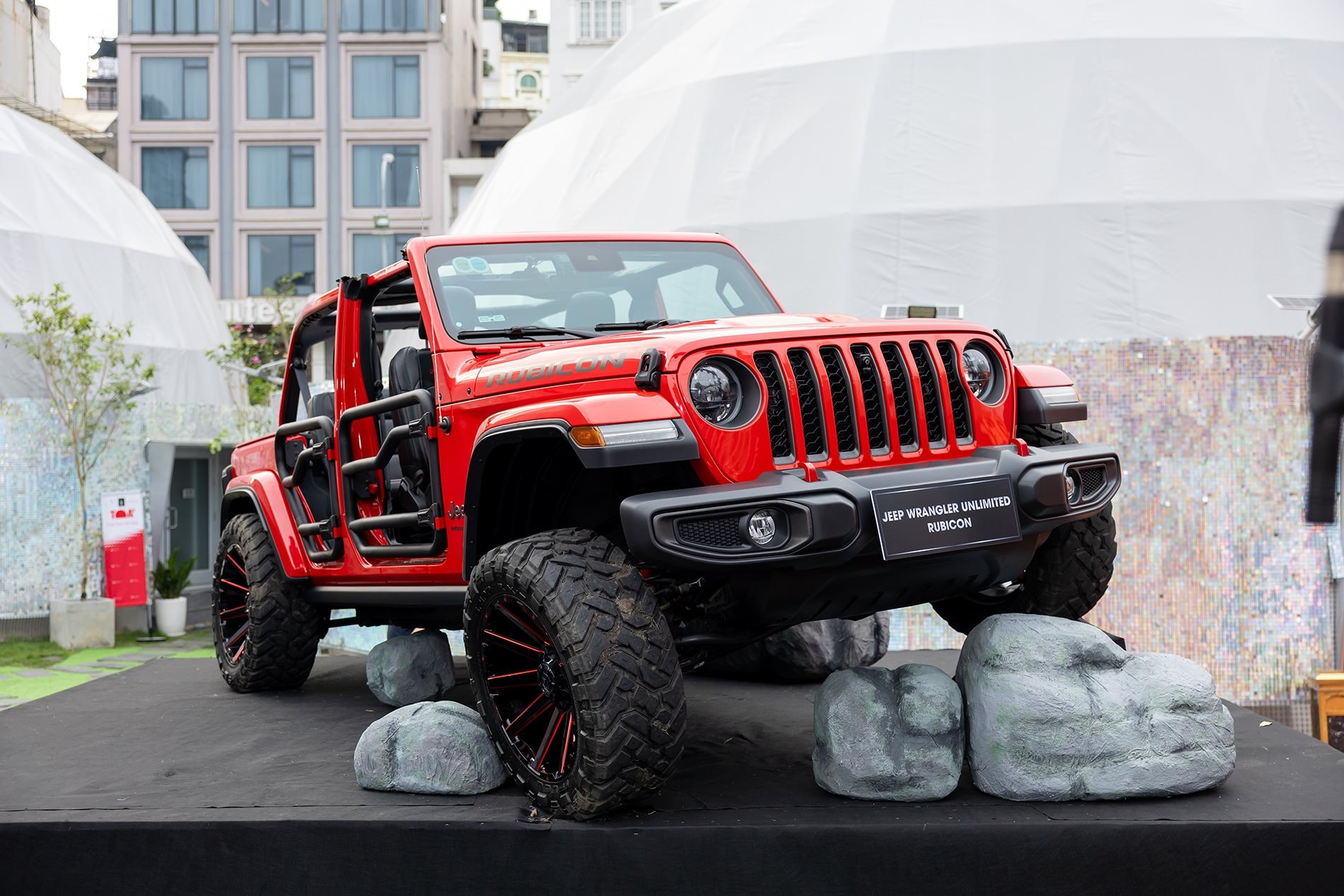 Jeep và danh họa Gustav Klimt phối hợp tổ chức triển lãm nghệ thuật đặc biệt- Ảnh 3. Jeep và danh họa Gustav Klimt phối hợp tổ chức triển lãm nghệ thuật đặc biệt- Ảnh 3.