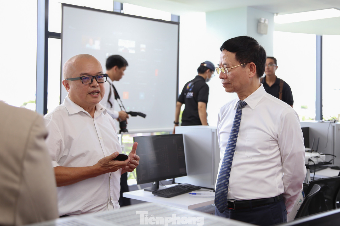 Đà Nẵng khởi động phòng thí nghiệm vi mạch bán dẫn công suất 10 triệu sản phẩm/năm- Ảnh 12.