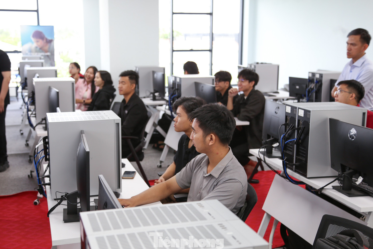 Đà Nẵng khởi động phòng thí nghiệm vi mạch bán dẫn công suất 10 triệu sản phẩm/năm- Ảnh 11.