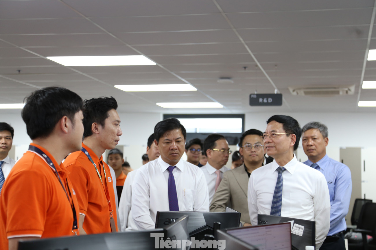 Đà Nẵng khởi động phòng thí nghiệm vi mạch bán dẫn công suất 10 triệu sản phẩm/năm- Ảnh 10.