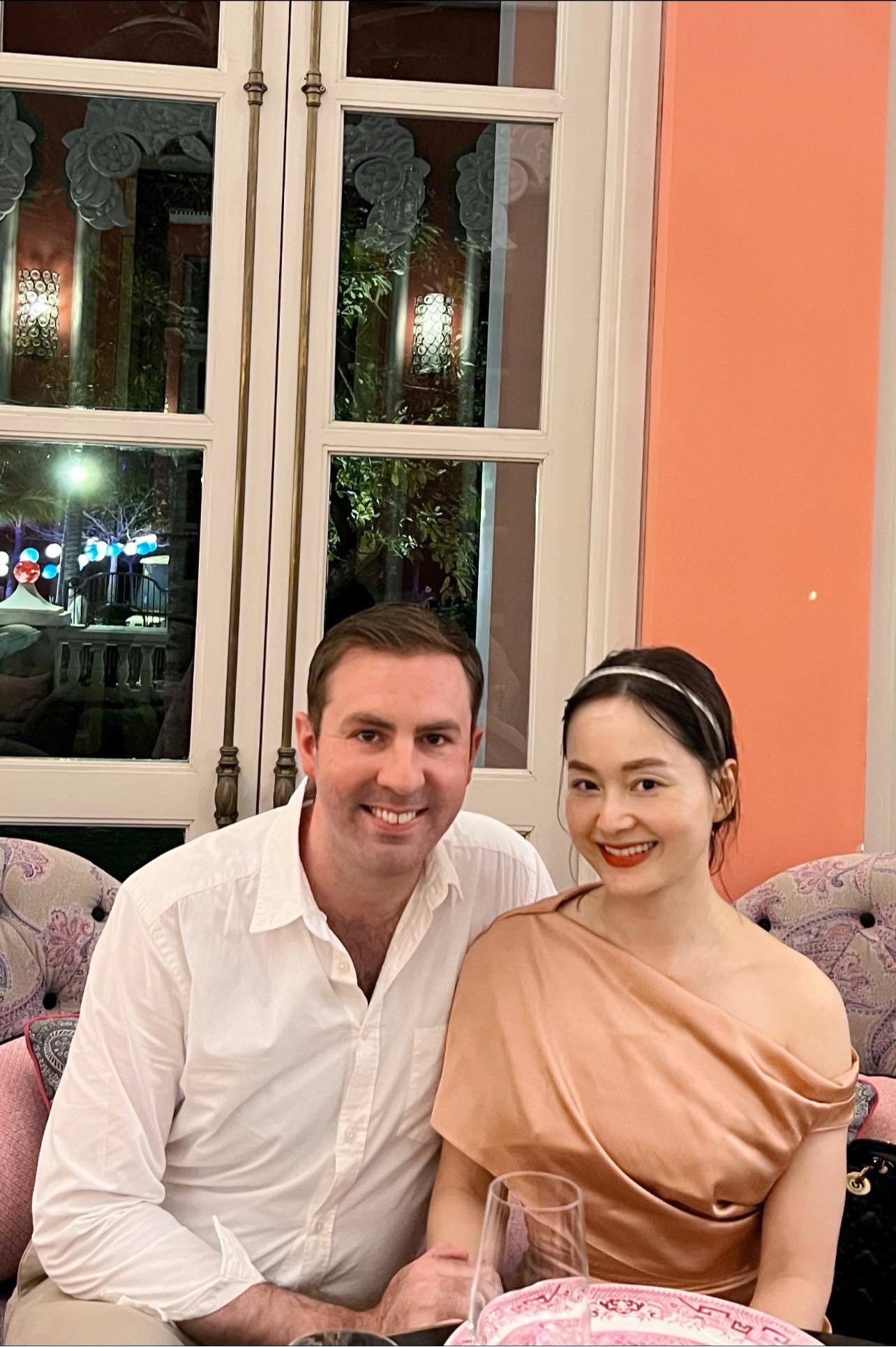 Lan Phương lần đầu lộ diện hậu nộp đơn ly hôn chồng Tây, soi thần sắc mới đáng bàn- Ảnh 5. Lan Phương lần đầu lộ diện hậu nộp đơn ly hôn chồng Tây, soi thần sắc mới đáng bàn- Ảnh 5.