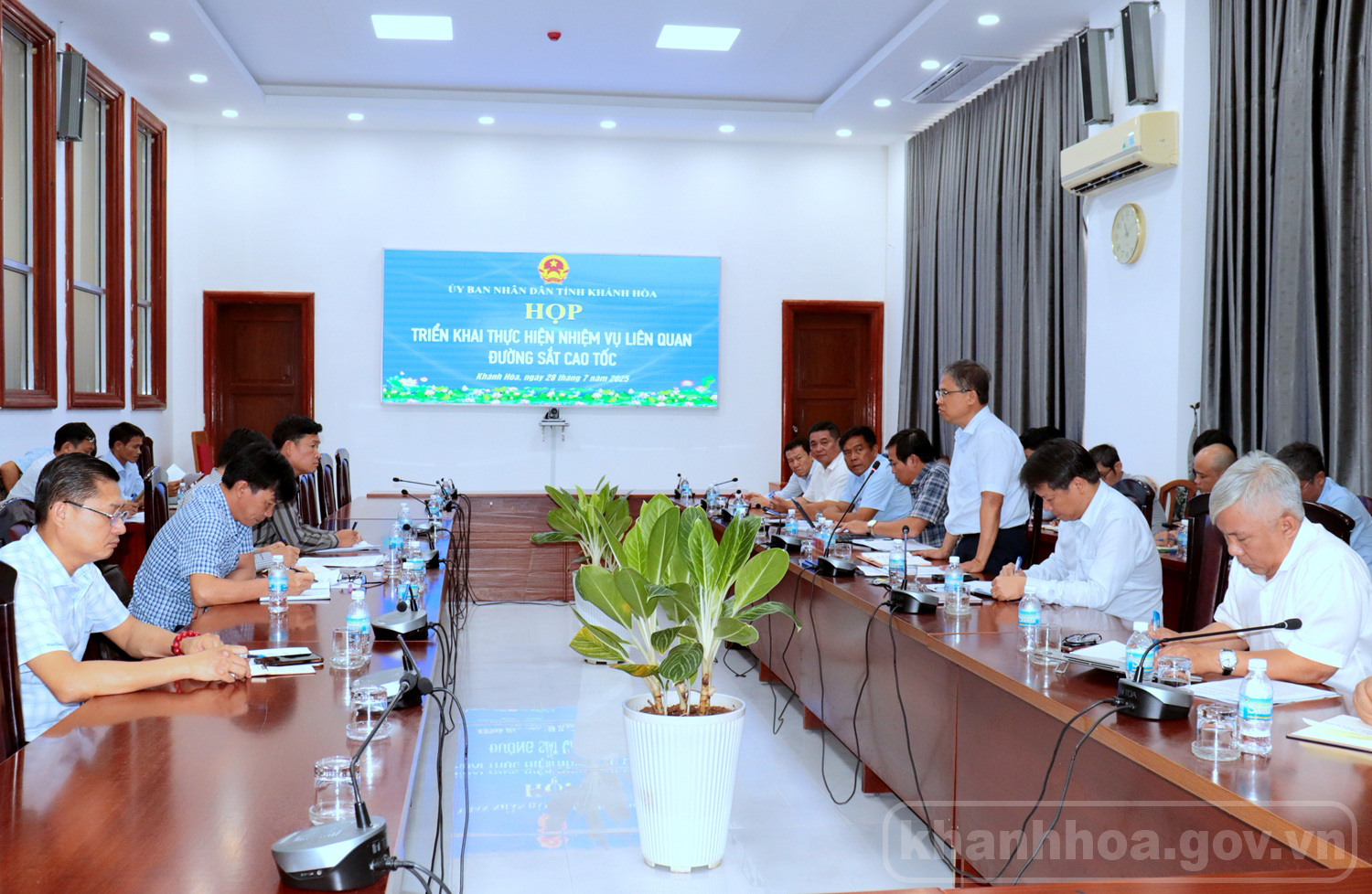 Dự kiến di dời gần 1.700 hộ dân tại một tỉnh, nhường chỗ cho 'siêu dự án' đường sắt cao tốc trị giá 67 tỷ USD- Ảnh 1. Dự kiến di dời gần 1.700 hộ dân tại một tỉnh, nhường chỗ cho 'siêu dự án' đường sắt cao tốc trị giá 67 tỷ USD- Ảnh 1.