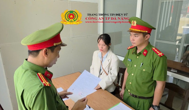 Bắt tạm giam nữ nhân viên ngân hàng Bùi Thị Vĩ- Ảnh 1. Bắt tạm giam nữ nhân viên ngân hàng Bùi Thị Vĩ- Ảnh 1.