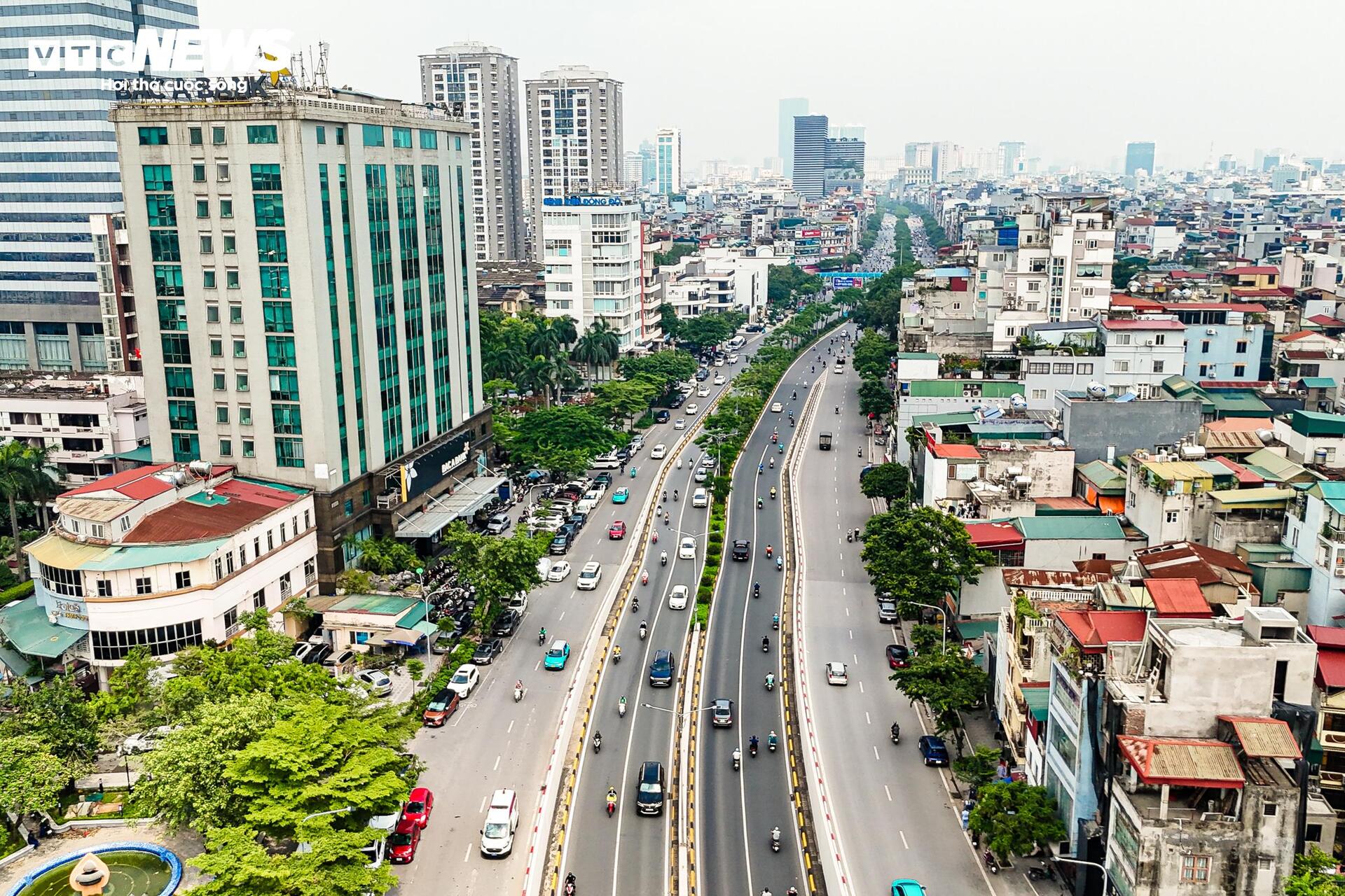 Hiện trạng 4 vị trí dự kiến làm bãi đỗ, trạm sạc xe điện ở Hà Nội- Ảnh 14. Hiện trạng 4 vị trí dự kiến làm bãi đỗ, trạm sạc xe điện ở Hà Nội- Ảnh 14.