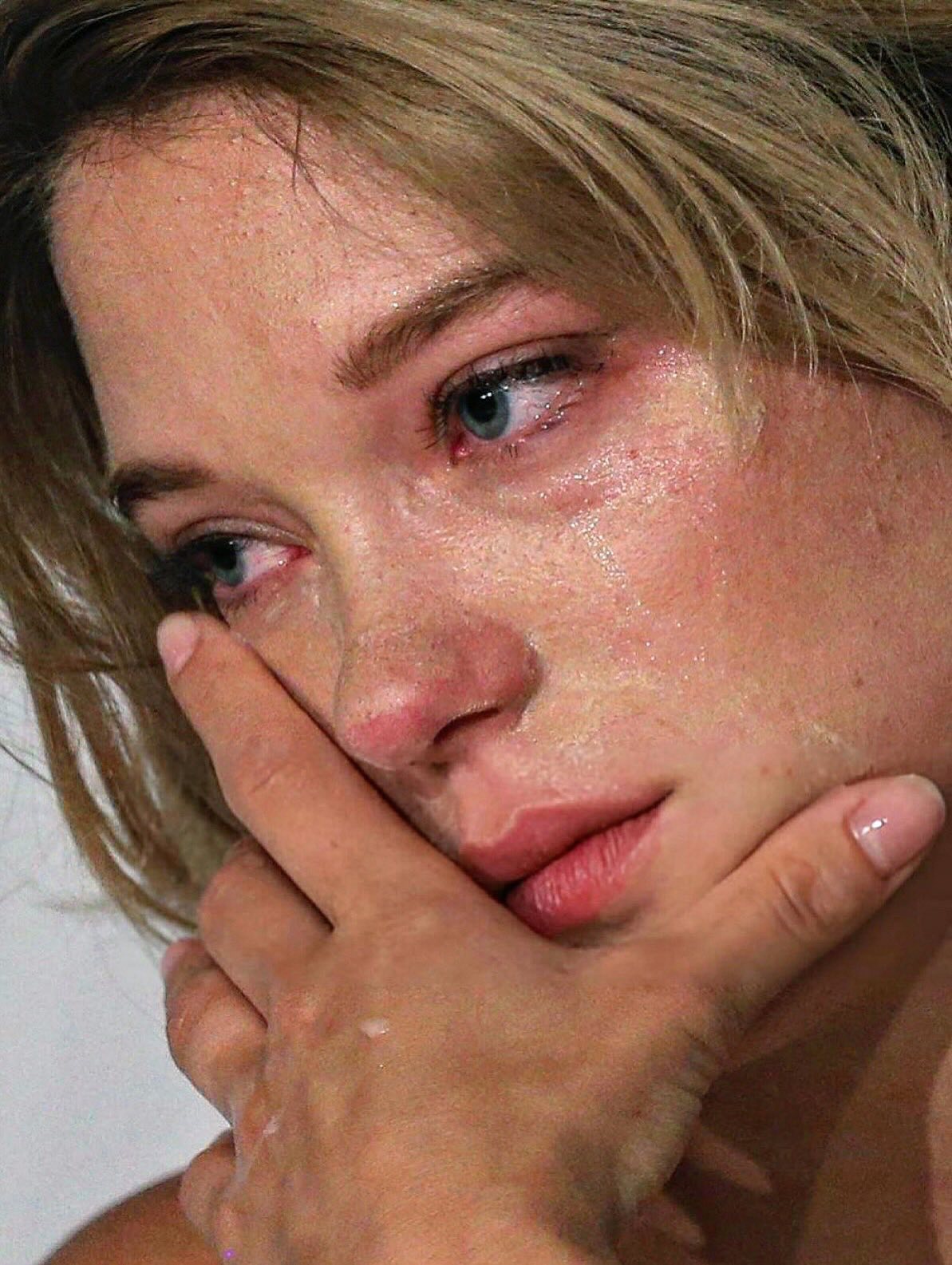 Kiếm đâu ra người thứ 2 khóc trôi cả nền vẫn đẹp tuyệt mỹ như cô gái này, bảo sao viral khắp toàn cầu- Ảnh 3.