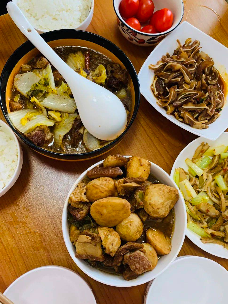 Gia đình tôi sống ổn ở thành phố chỉ với 14 triệu/tháng nhờ chia tiền theo cách này- Ảnh 3. Gia đình tôi sống ổn ở thành phố chỉ với 14 triệu/tháng nhờ chia tiền theo cách này- Ảnh 3.