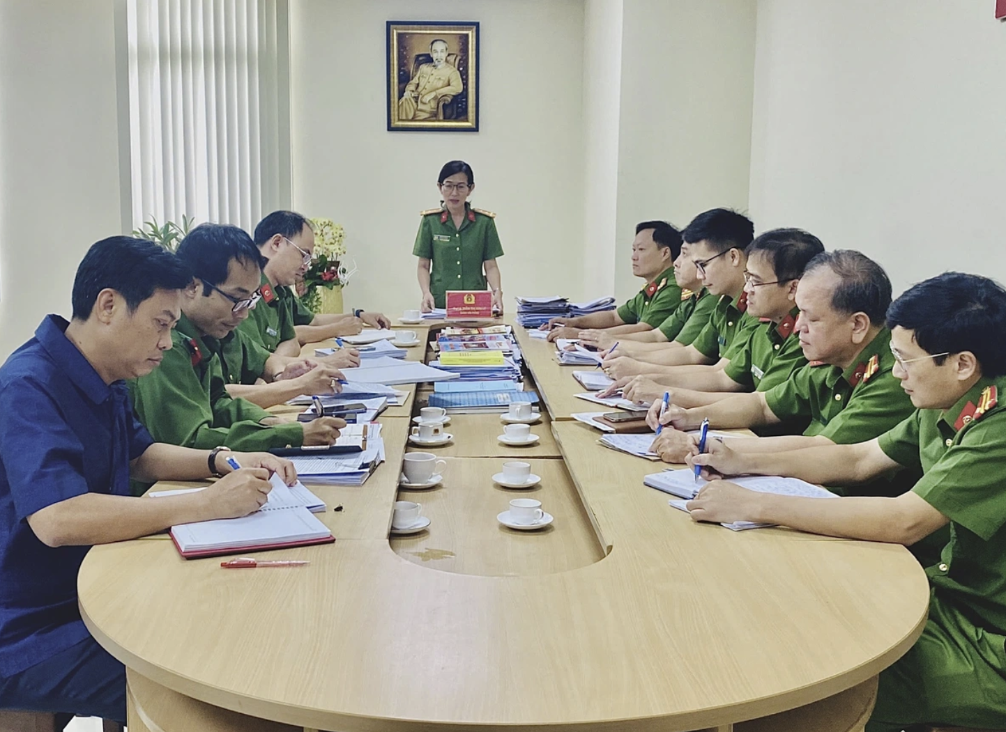 Công an TP HCM cảnh báo chiêu lừa mới nhất, người có tiền trong ngân hàng cần biết- Ảnh 1.