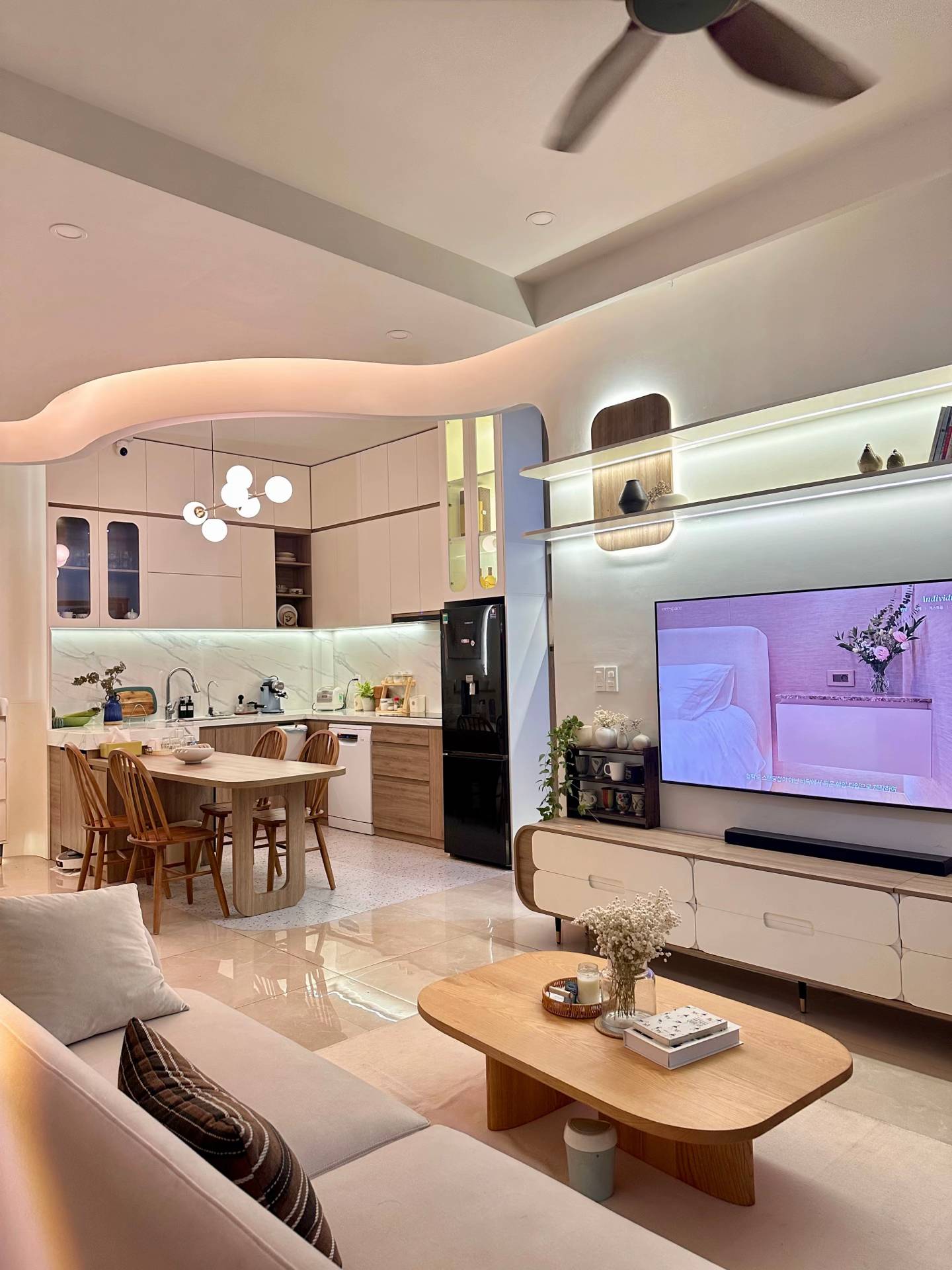 Vợ chồng trẻ chi hơn 1 tỷ xây nhà mặt đường 70m²: Tiết lộ cách xây đẹp đúng ý mà vẫn tiết kiệm chi phí- Ảnh 8. Vợ chồng trẻ chi hơn 1 tỷ xây nhà mặt đường 70m²: Tiết lộ cách xây đẹp đúng ý mà vẫn tiết kiệm chi phí- Ảnh 8.