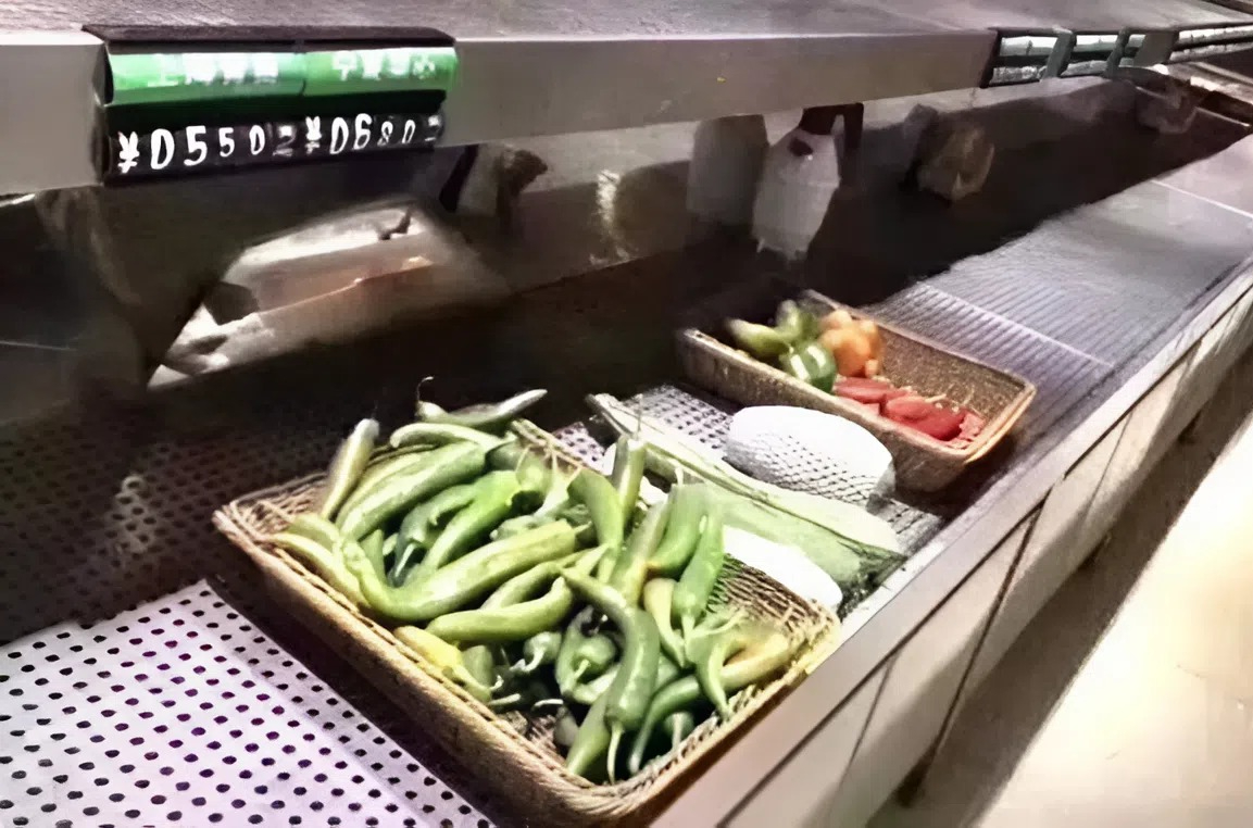 Người Trung Quốc quay lưng với 1 loại quả trong siêu thị, nhiều người giật mình vì Người Trung Quốc quay lưng với 1 loại quả trong siêu thị, nhiều người giật mình vì