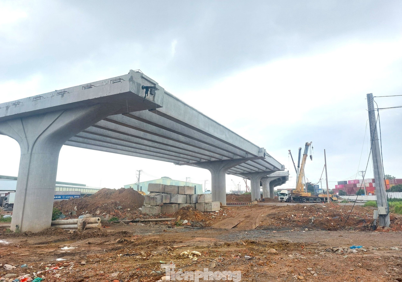 Cận cảnh công trình cầu vượt nút giao phức tạp nhất tuyến Vành đai 3 TPHCM- Ảnh 3. Cận cảnh công trình cầu vượt nút giao phức tạp nhất tuyến Vành đai 3 TPHCM- Ảnh 3.