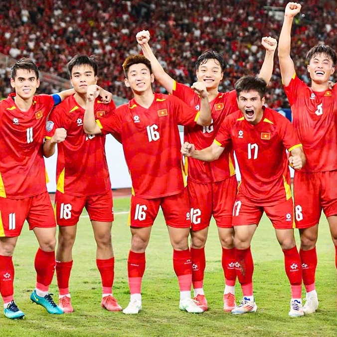 Công Phương tỏa sáng, U23 Việt Nam hạ gục U23 Indonesia, xưng vương Đông Nam Á 3 lần liên tiếp- Ảnh 2. Công Phương tỏa sáng, U23 Việt Nam hạ gục U23 Indonesia, xưng vương Đông Nam Á 3 lần liên tiếp- Ảnh 2.