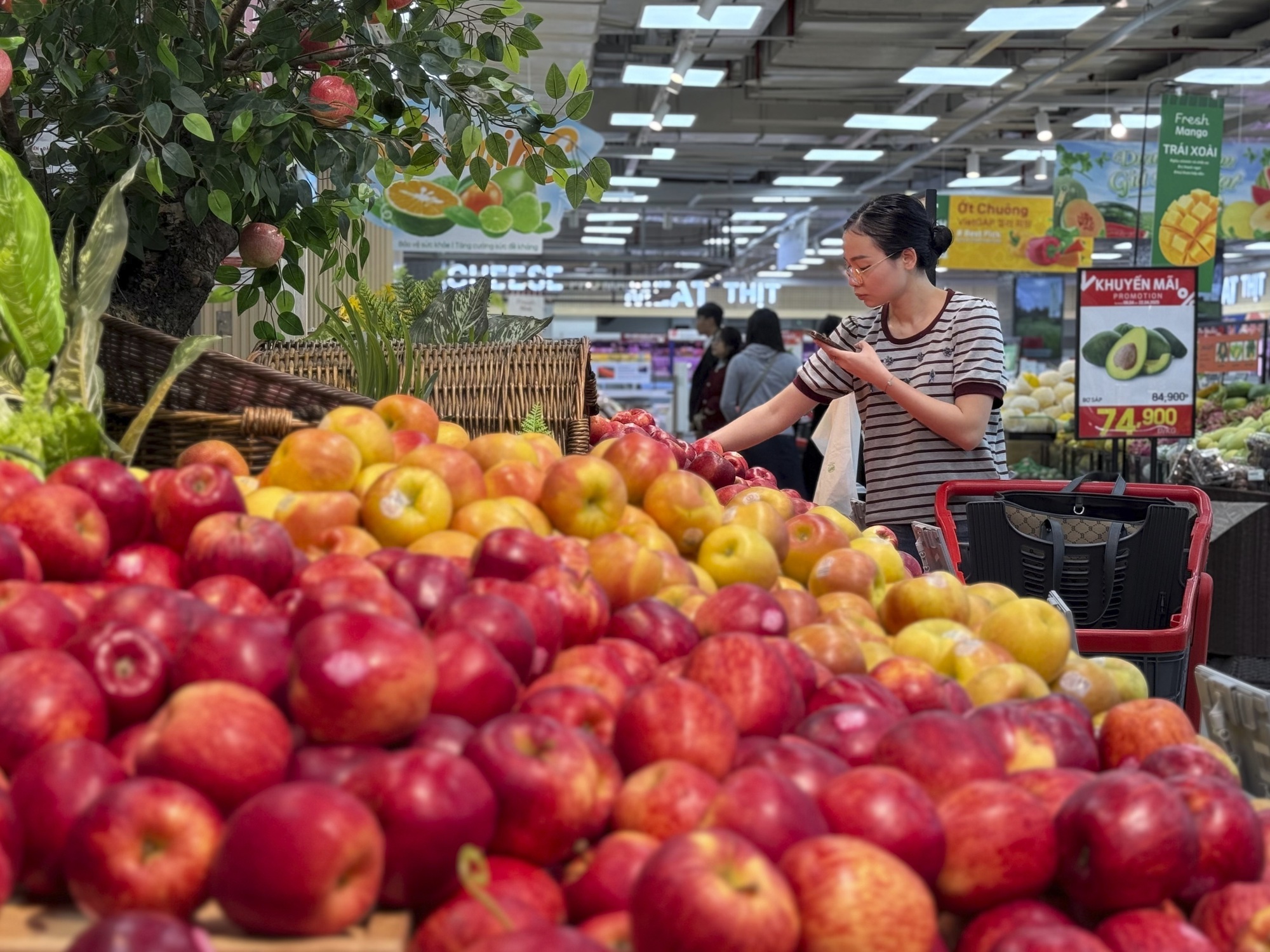 Kinh tế toàn cầu đối mặt “quả bom nợ”- Ảnh 4. Kinh tế toàn cầu đối mặt “quả bom nợ”- Ảnh 4.