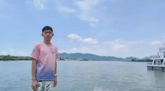 Sinh viên đại học liên tiếp bị lừa bán sang Myanmar, Campuchia: Cái bẫy tinh vi được giăng ra và bạn cũng có thể trở thành nạn nhân!- Ảnh 2. Sinh viên đại học liên tiếp bị lừa bán sang Myanmar, Campuchia: Cái bẫy tinh vi được giăng ra và bạn cũng có thể trở thành nạn nhân!- Ảnh 2.