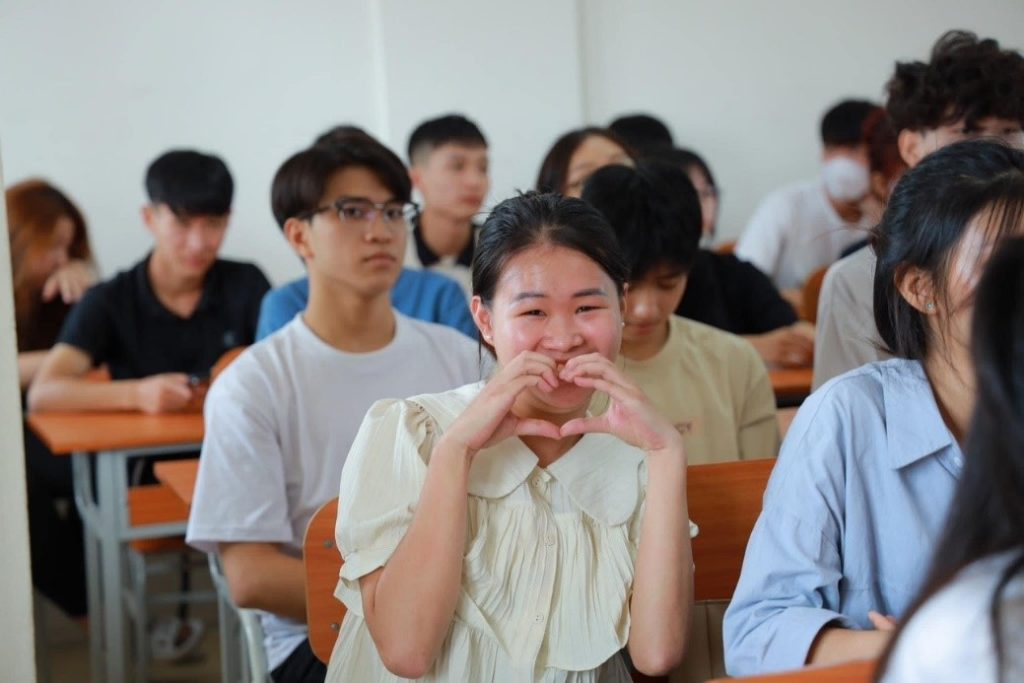 Nhiều người vẫn nghĩ học Cao đẳng là Nhiều người vẫn nghĩ học Cao đẳng là