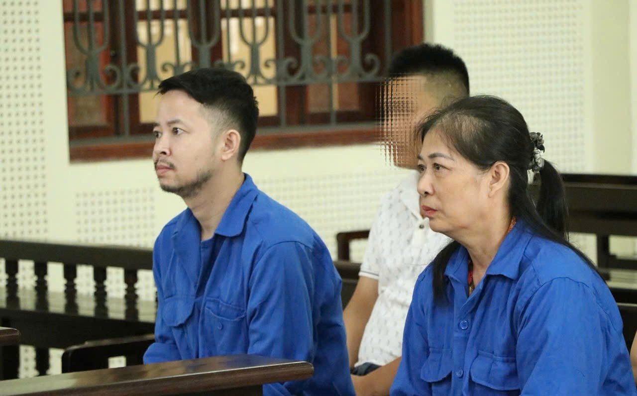 ‘Ông trùm’ đường dây buôn hàng cấm xuyên quốc gia dưới vỏ bọc doanh nhân thành đạt- Ảnh 4.