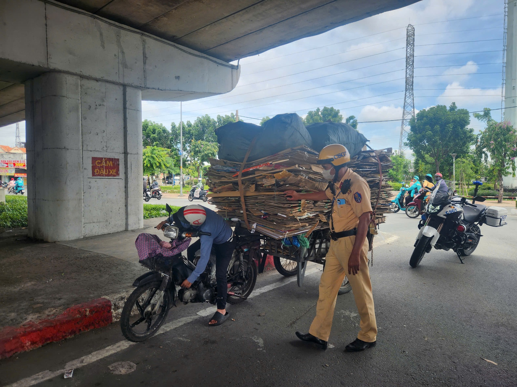 CSGT TP HCM đưa ra thông tin nhiều người dân cần biết- Ảnh 1.
