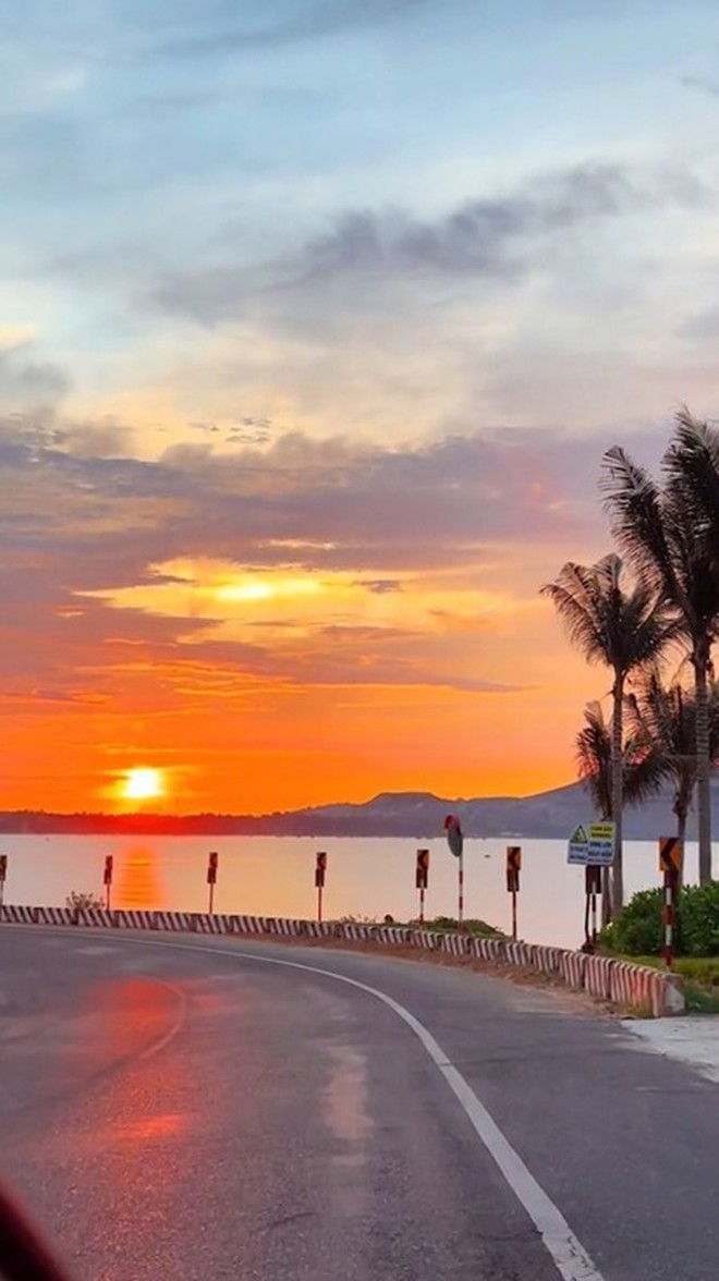 Tỉnh lớn nhất Việt Nam sau sáp nhập: Vừa có rừng, vừa có biên giới, vừa có đường ven biển như nước ngoài- Ảnh 10. Tỉnh lớn nhất Việt Nam sau sáp nhập: Vừa có rừng, vừa có biên giới, vừa có đường ven biển như nước ngoài- Ảnh 10.