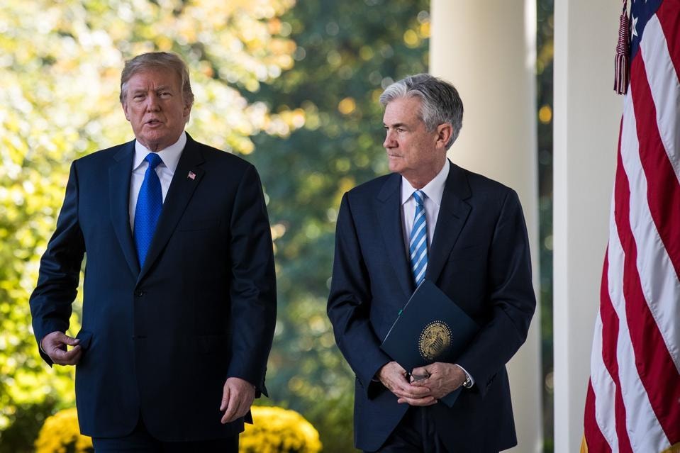 Ông Trump "đòi" Chủ tịch Fed từ chức ngay lập tức vì không giảm lãi suất- Ảnh 1.