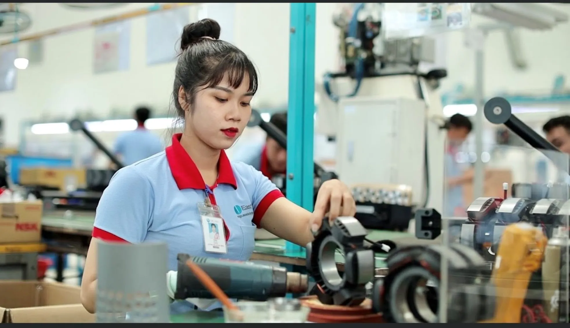 AI tiến sâu vào doanh nghiệp: Kỳ 1: 'Chạm ngõ' AI- Ảnh 1. AI tiến sâu vào doanh nghiệp: Kỳ 1: 'Chạm ngõ' AI- Ảnh 1.
