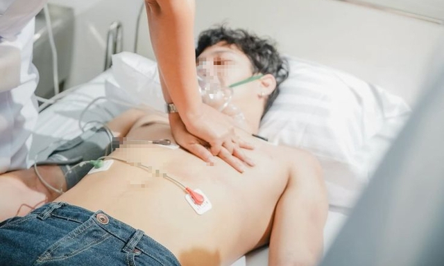 Đồng phạm của nhồi máu não trốn ngay trong bếp, muốn tránh hãy ĂN ÍT ĐI 4 gia vị này- Ảnh 1.