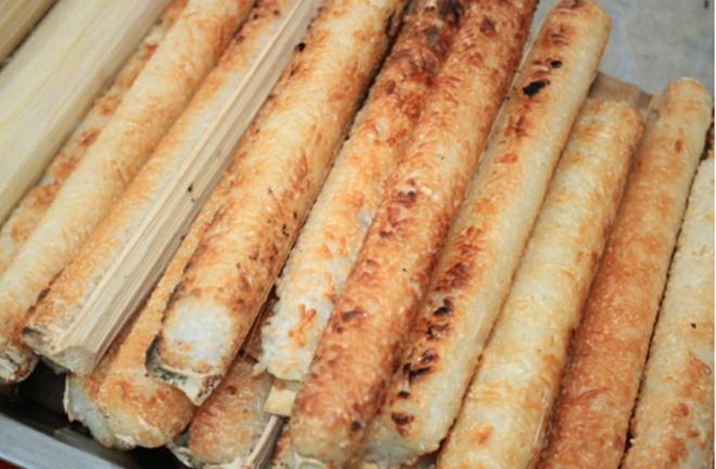 Khách Tây thử món cơm đặc sản của người vùng núi Việt Nam, nhận xét: "Nó ngon tuyệt!"- Ảnh 5.