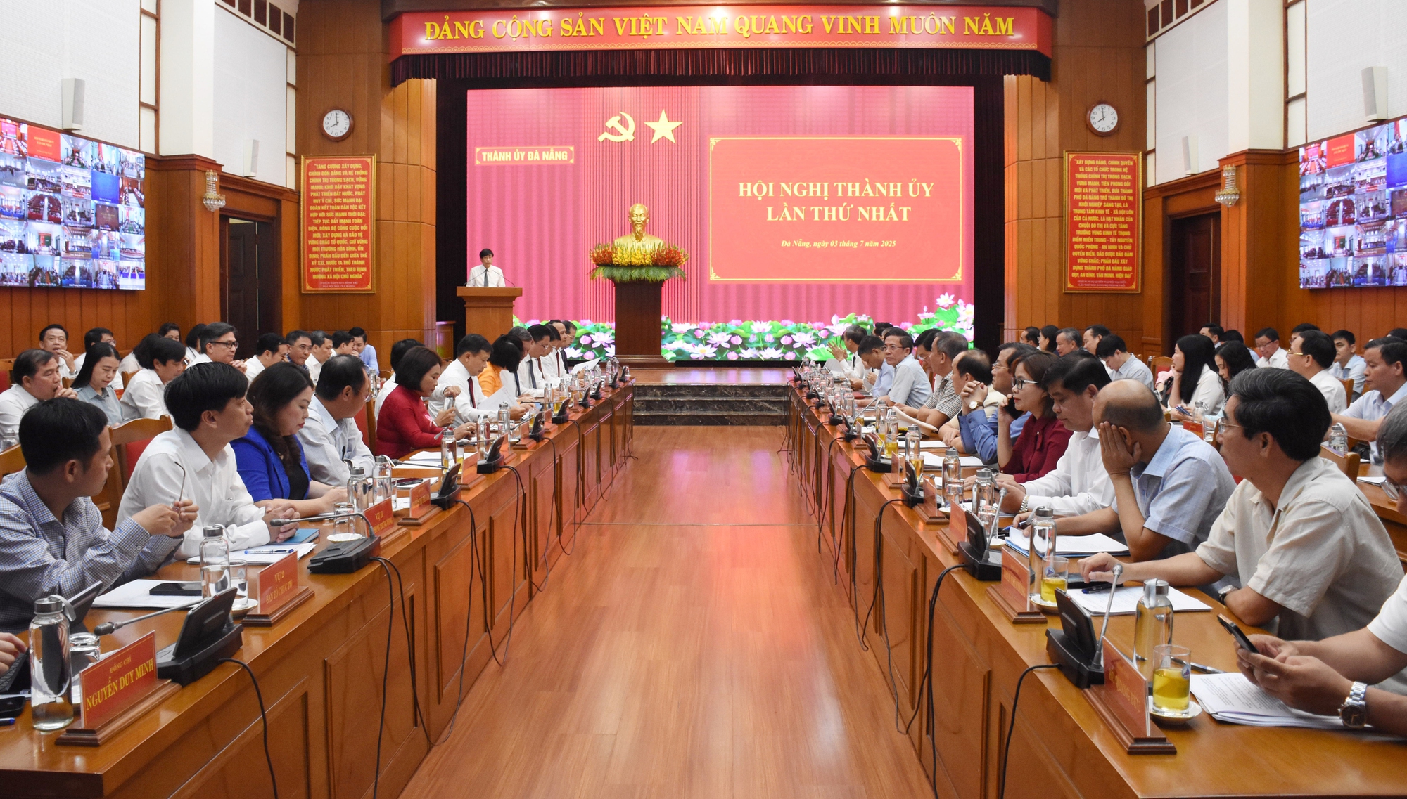 Thành ủy Đà Nẵng công bố các quyết định quan trọng- Ảnh 1.