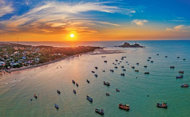 Tỉnh lớn nhất Việt Nam sau sáp nhập: Vừa có rừng, vừa có biên giới, vừa có đường ven biển như nước ngoài- Ảnh 2. Tỉnh lớn nhất Việt Nam sau sáp nhập: Vừa có rừng, vừa có biên giới, vừa có đường ven biển như nước ngoài- Ảnh 2.