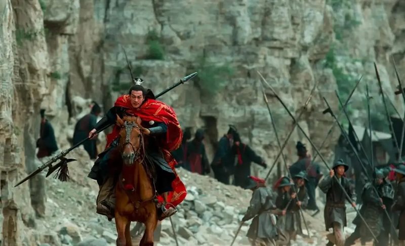 Tào Tháo có được Xích Thố, tại sao lại ban tặng cho Quan Vũ thay vì Hứa Chử hay Từ Hoảng?- Ảnh 1.