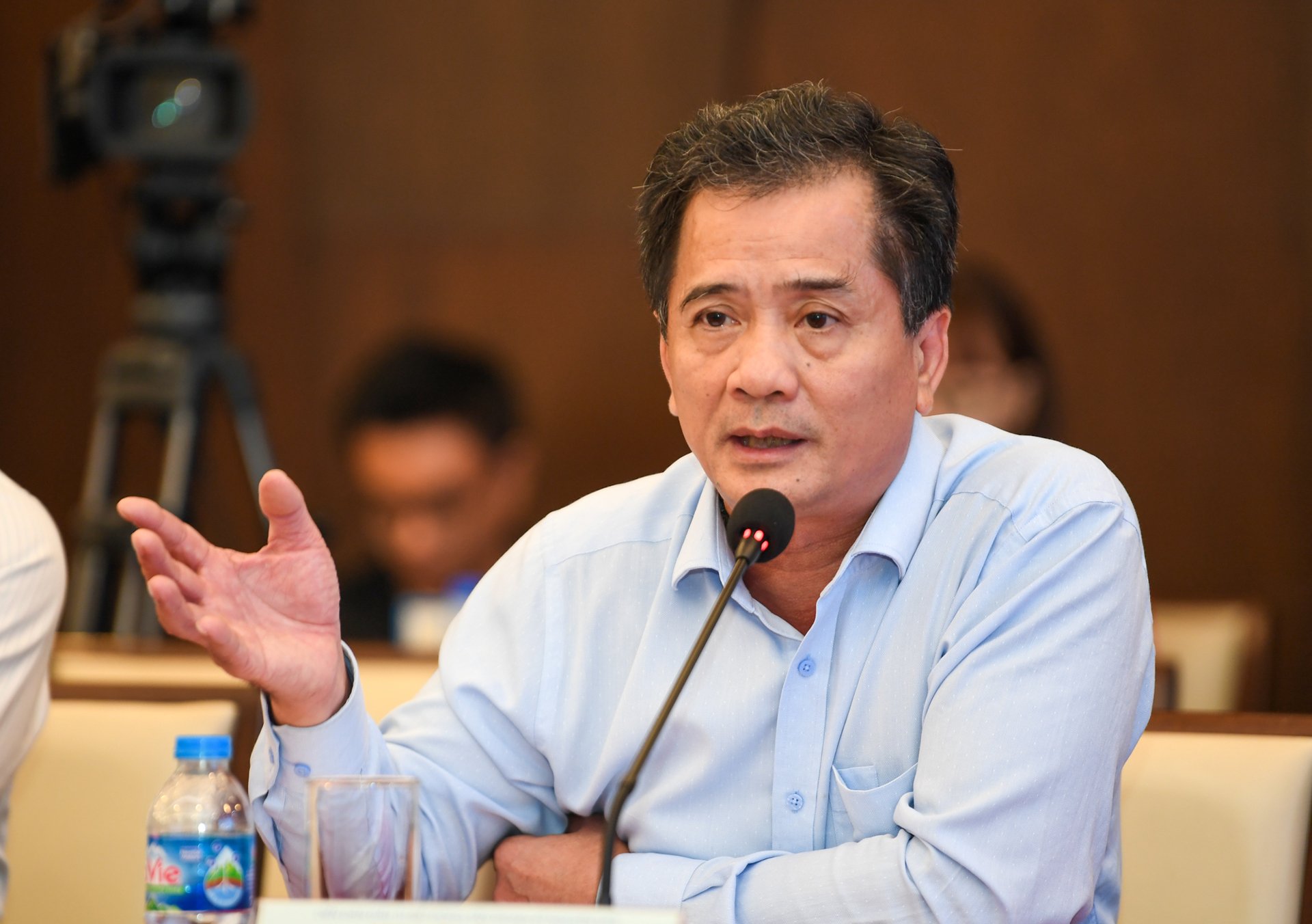 TS Nguyễn Văn Đính: Nhiều địa phương đưa ra mức giá đất quá cao so với thực tế, vô hình hợp pháp hóa các giao dịch bị thổi giá và tạo “bong bóng” giá đất- Ảnh 1. TS Nguyễn Văn Đính: Nhiều địa phương đưa ra mức giá đất quá cao so với thực tế, vô hình hợp pháp hóa các giao dịch bị thổi giá và tạo “bong bóng” giá đất- Ảnh 1.