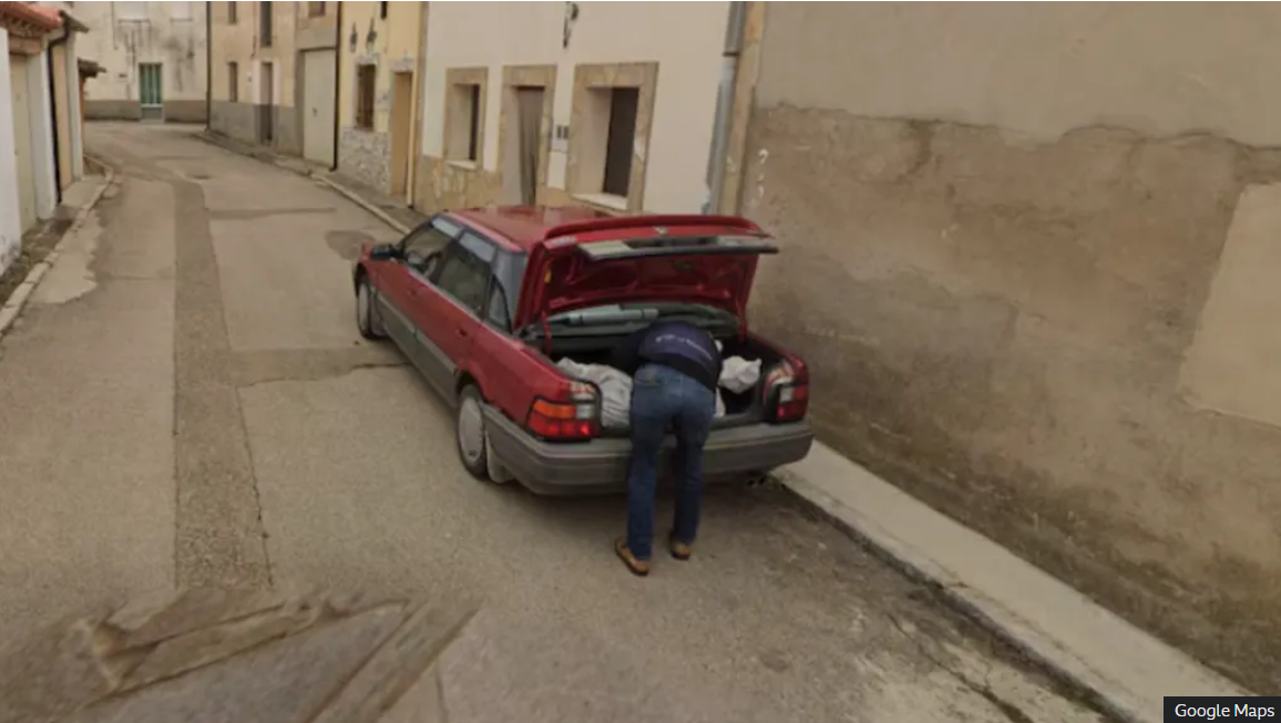 Google Maps không chỉ giúp “quay về quá khứ” mà còn tìm ra ông trùm mafia, thi thể nạn nhân và hơn thế nữa: Những kỳ án rùng mình nhất được phát hiện- Ảnh 1.