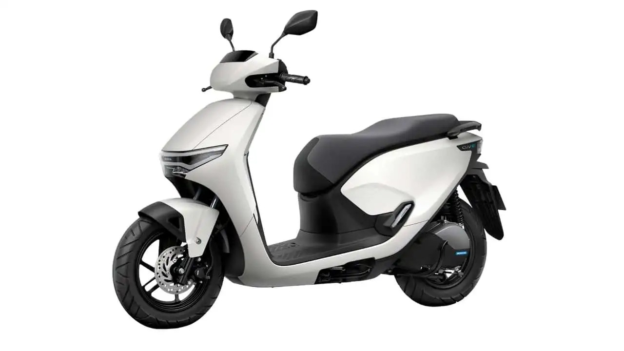 Khách Việt đi thử xe máy điện Honda từ 100% pin đến lúc dắt bộ: Quãng đường tối đa vượt công bố?- Ảnh 1. Khách Việt đi thử xe máy điện Honda từ 100% pin đến lúc dắt bộ: Quãng đường tối đa vượt công bố?- Ảnh 1.