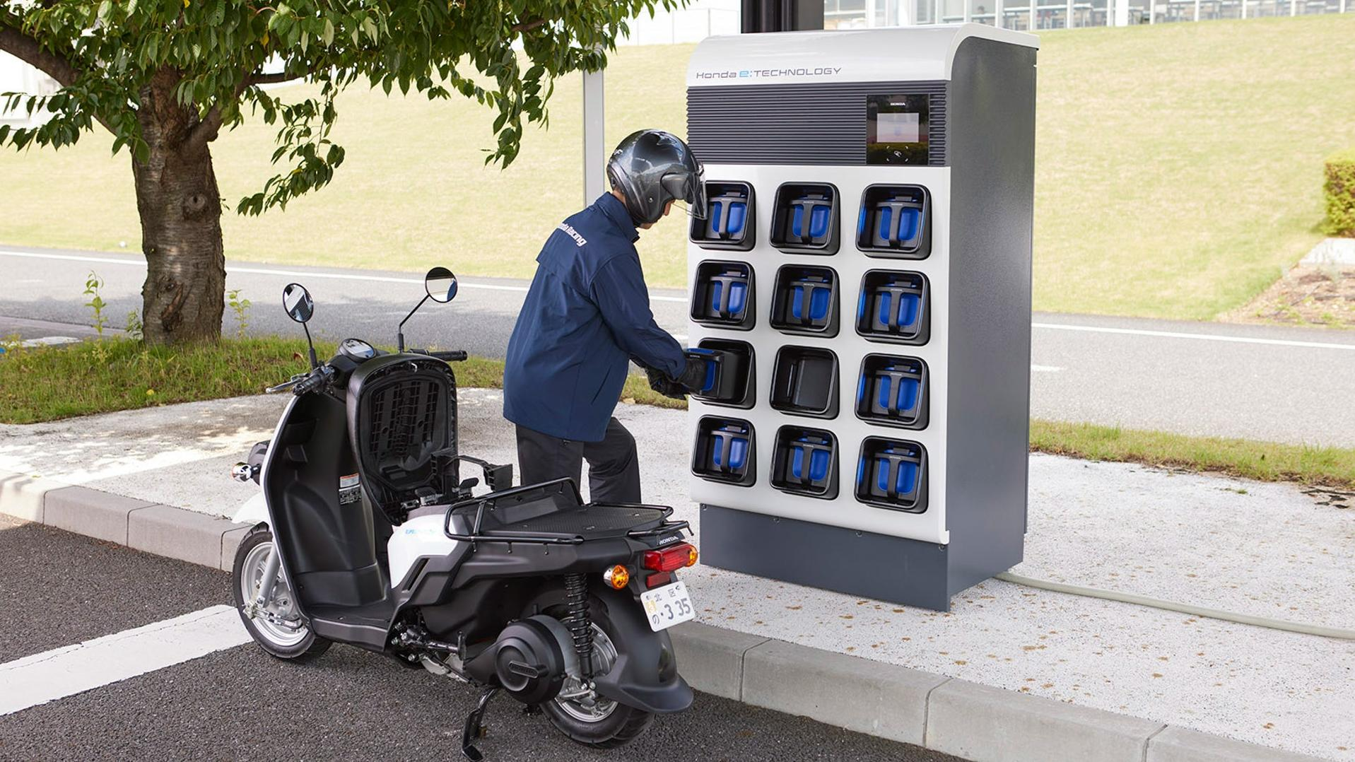Khách Việt đi thử xe máy điện Honda từ 100% pin đến lúc dắt bộ: Quãng đường tối đa vượt công bố?- Ảnh 6. Khách Việt đi thử xe máy điện Honda từ 100% pin đến lúc dắt bộ: Quãng đường tối đa vượt công bố?- Ảnh 6.