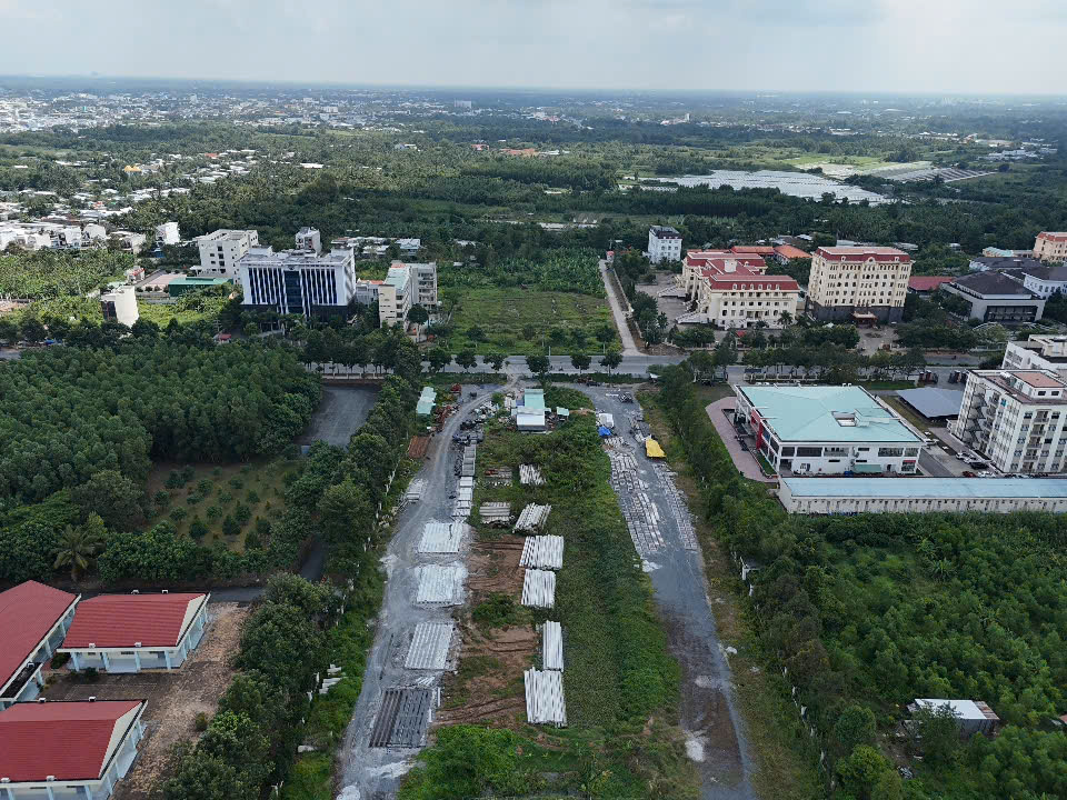 Dự án hàng ngàn tỉ đồng xin tăng vốn, gần 3 năm thi công mới đạt 36%- Ảnh 1. Dự án hàng ngàn tỉ đồng xin tăng vốn, gần 3 năm thi công mới đạt 36%- Ảnh 1.