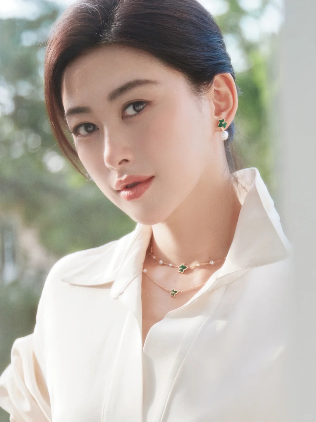 Ái nữ "hồng tam đại" đình đám Cbiz: Xuất thân trâm anh, từng hẹn hò "Tổng tài Ferrari", không chỉ có đồng điếu hút mắt, Chu Châu còn sở hữu gương mặt mang khí chất thượng lưu- Ảnh 4.