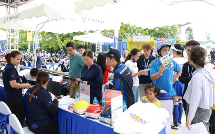 Người dân đồng loạt chuyển sang xe điện, TP.HCM giải quyết xe máy cũ thế nào?- Ảnh 3.