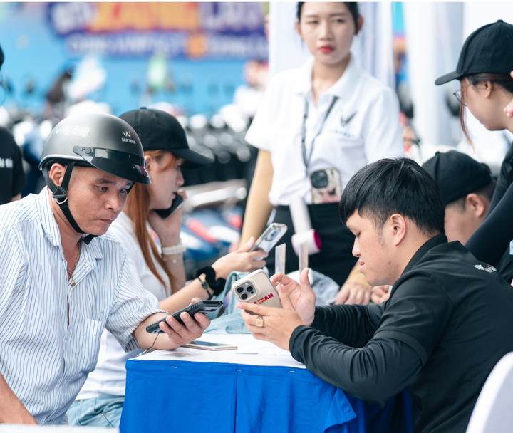 Người dân đồng loạt chuyển sang xe điện, TP.HCM giải quyết xe máy cũ thế nào?- Ảnh 2.