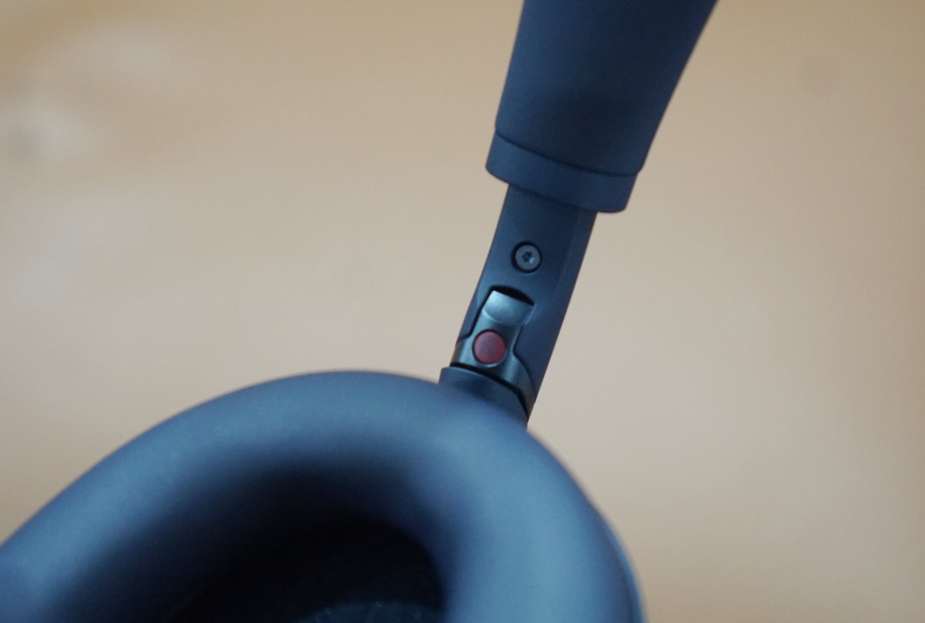 Đánh giá Sony WH-1000XM6 – Không phải một cuộc cách mạng, nhưng đáng tiền- Ảnh 7. Đánh giá Sony WH-1000XM6 – Không phải một cuộc cách mạng, nhưng đáng tiền- Ảnh 7.