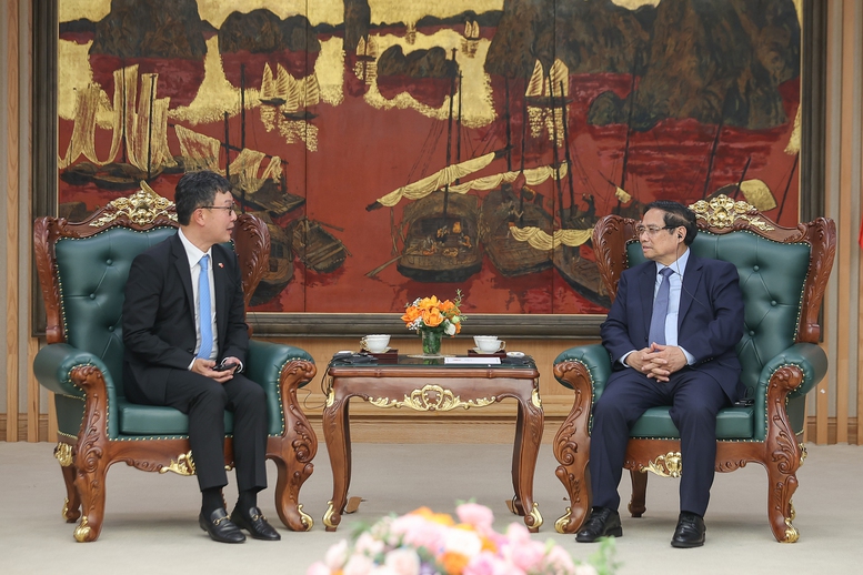 Thủ tướng tiếp lãnh đạo tập đoàn quản lý sàn tài sản mã hóa lớn thứ 3 thế giới- Ảnh 2.