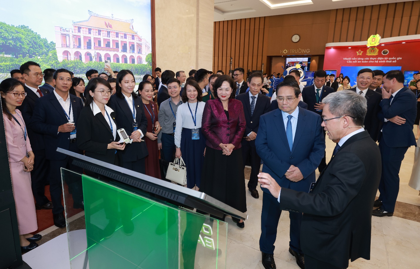 OCB: Lợi nhuận Quý 2 tiếp tục tăng trưởng, đạt 999 tỷ đồng, tập trung thúc đẩy tín dụng kinh tế tư nhân- Ảnh 1.
