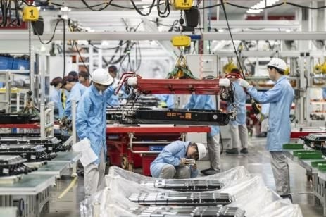 Trung Quốc cố thoát khỏi 'cơn nghiện sản xuất': Dư thừa nhà máy đạt mức báo động, cơn sốt hàng giá rẻ bắt đầu gây hệ lụy- Ảnh 2. Trung Quốc cố thoát khỏi 'cơn nghiện sản xuất': Dư thừa nhà máy đạt mức báo động, cơn sốt hàng giá rẻ bắt đầu gây hệ lụy- Ảnh 2.