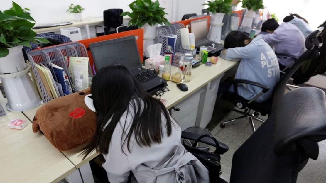 Văn hóa 996 của Trung Quốc lan sang Thung lũng Silicon: Làm việc 15 tiếng/ngày là lẽ thường, cuối tuần cũng phải cống hiến- Ảnh 2. Văn hóa 996 của Trung Quốc lan sang Thung lũng Silicon: Làm việc 15 tiếng/ngày là lẽ thường, cuối tuần cũng phải cống hiến- Ảnh 2.